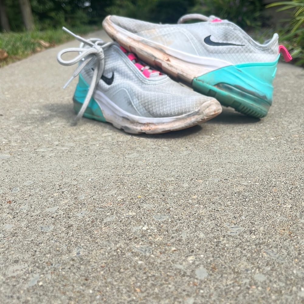 Nike womens shoes